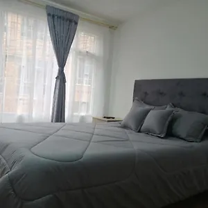  Guest house Privada Cerca Al Aeropuerto Y Terminal Colombia